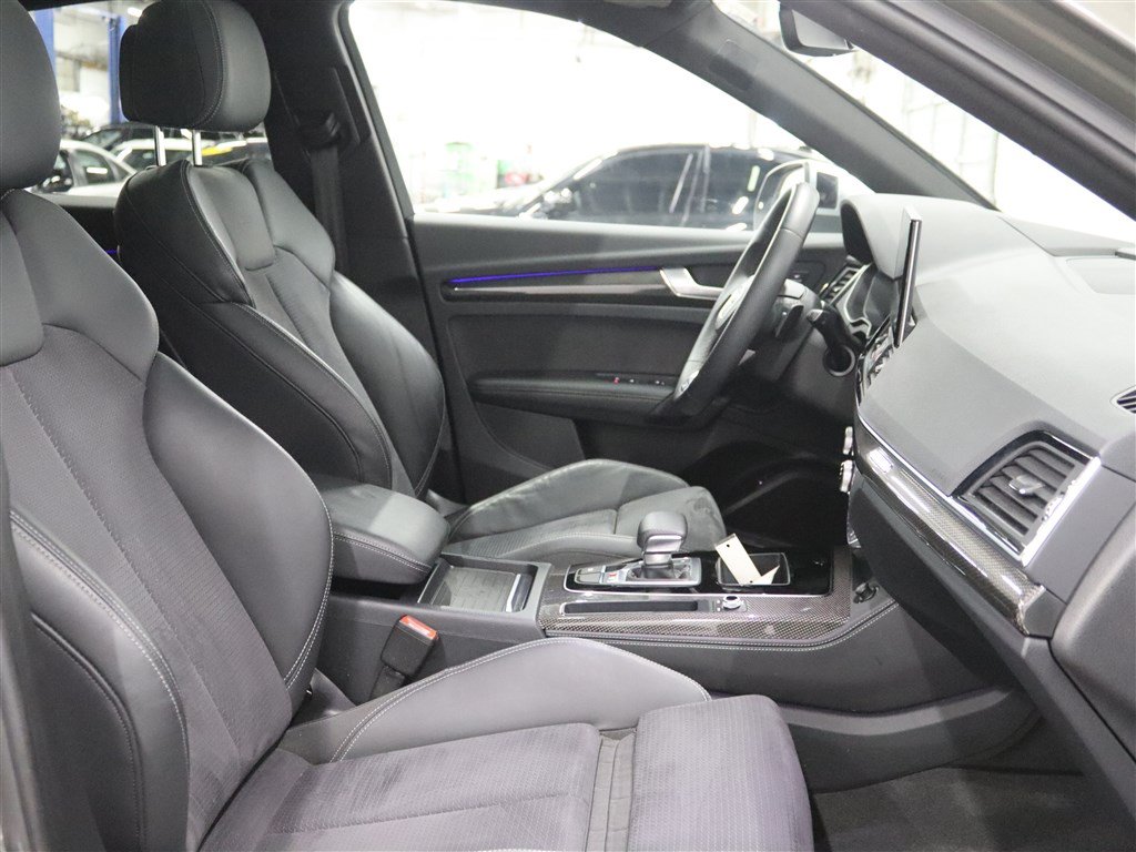 Used 2023 Audi SQ5 Prestige w/ Prestige Package AWD/4WD image 18