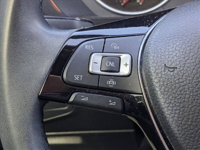 Used 2020 Volkswagen Tiguan SE image 4