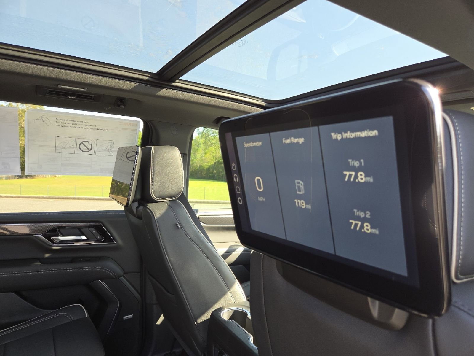 New 2026 GMC Yukon Elevation w/ Elevation Premium Package image 33