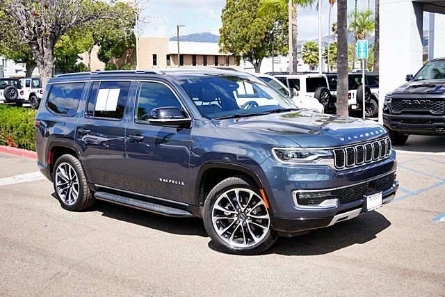 Used 2023 Jeep Wagoneer Series II w/ Premium Group I image 3