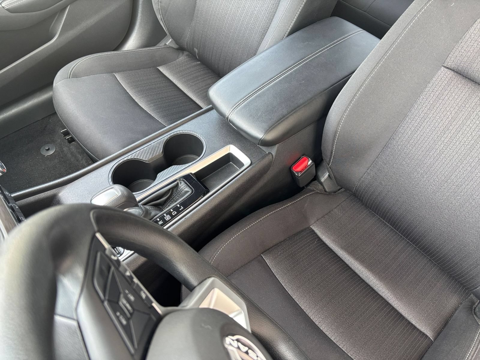 Used 2026 Nissan Altima 2.5 SV FWD image 31
