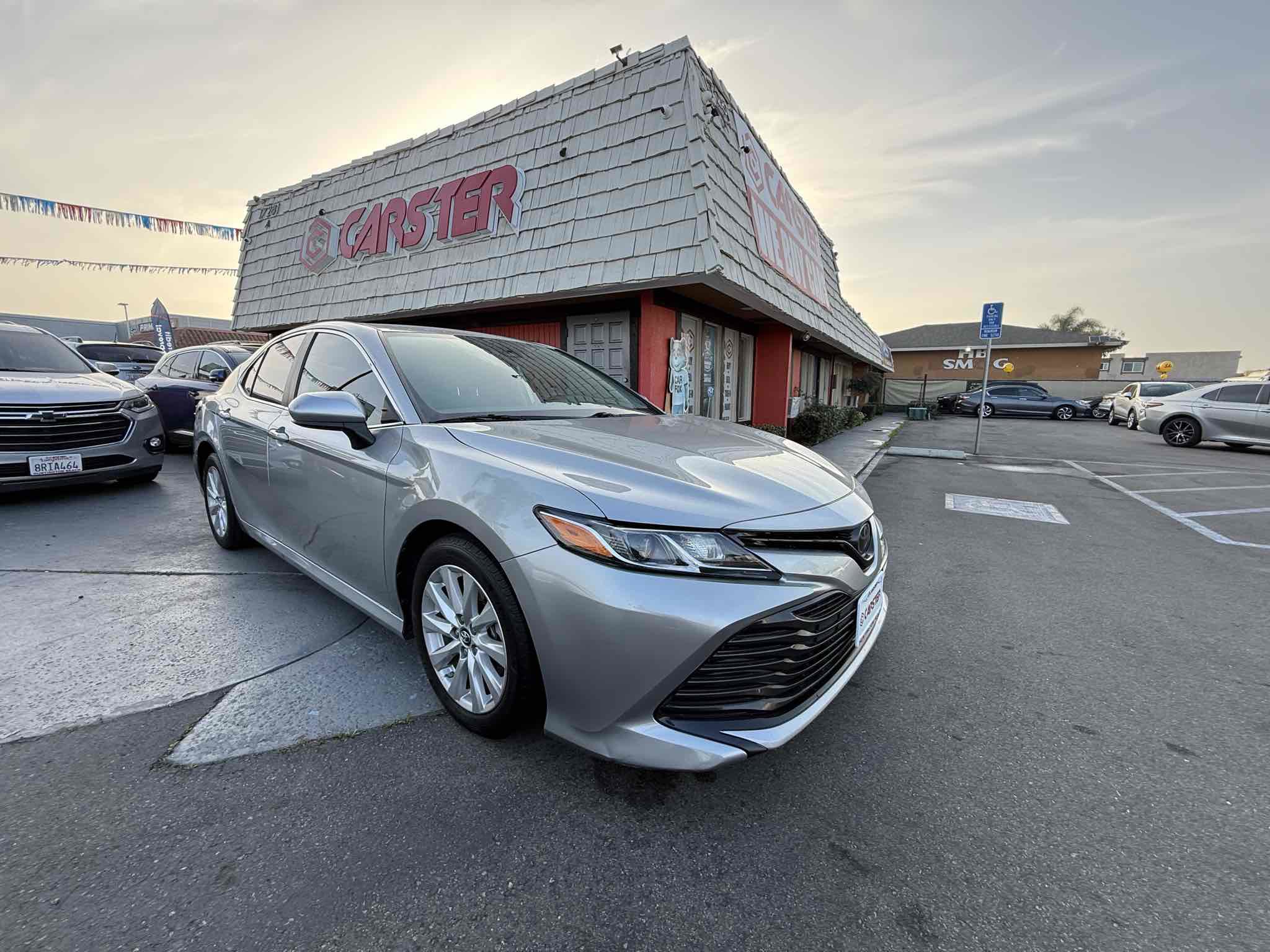 Used 2019 Toyota Camry LE image 28