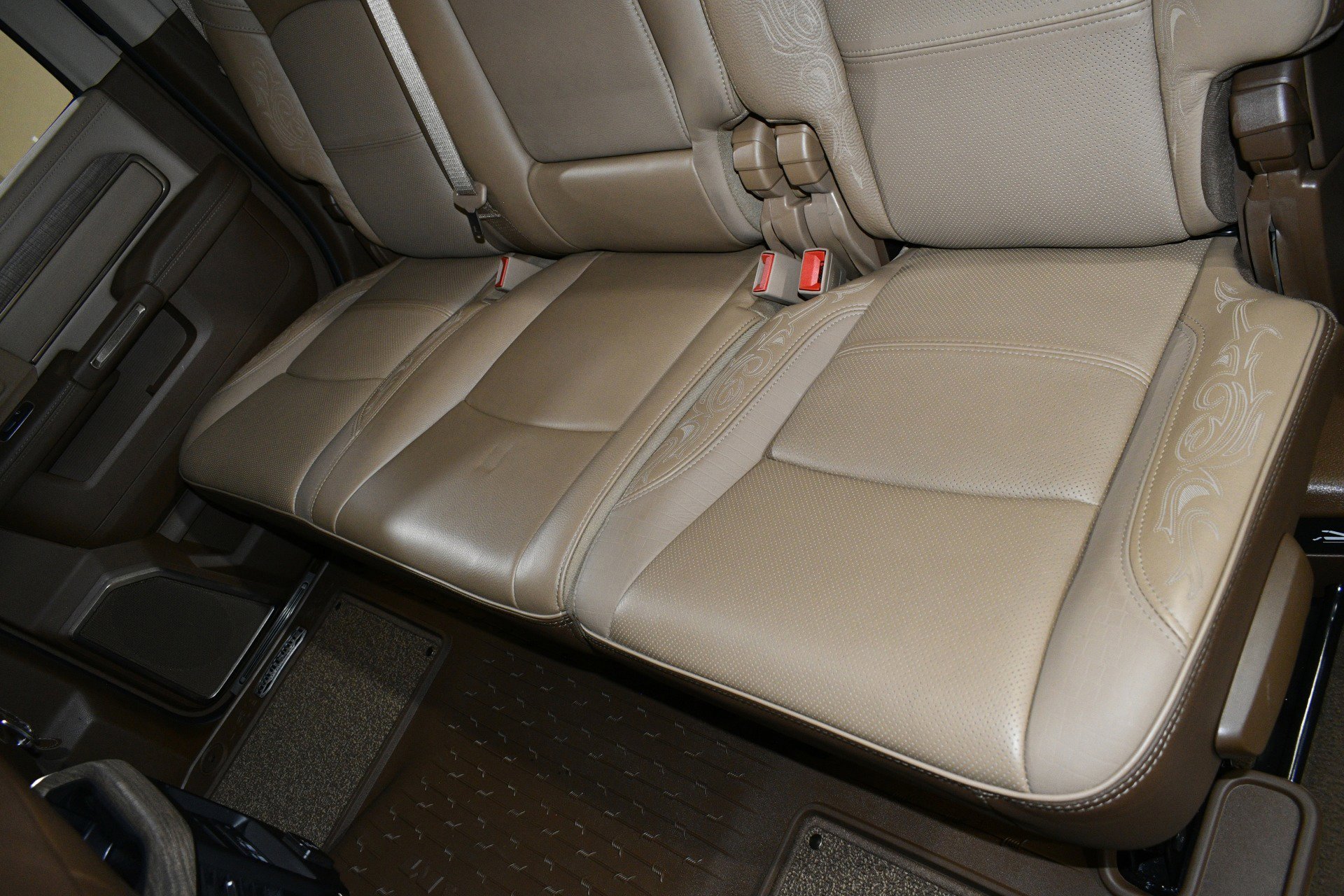 Used 2021 RAM 3500 Limited AWD/4WD image 17