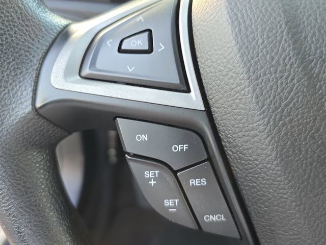 Used 2020 Ford Fusion SE image 19