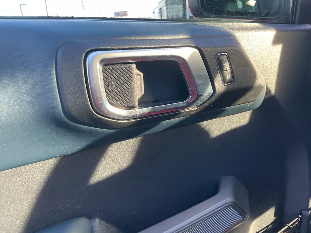 Used 2023 Ford Bronco Outer Banks image 10