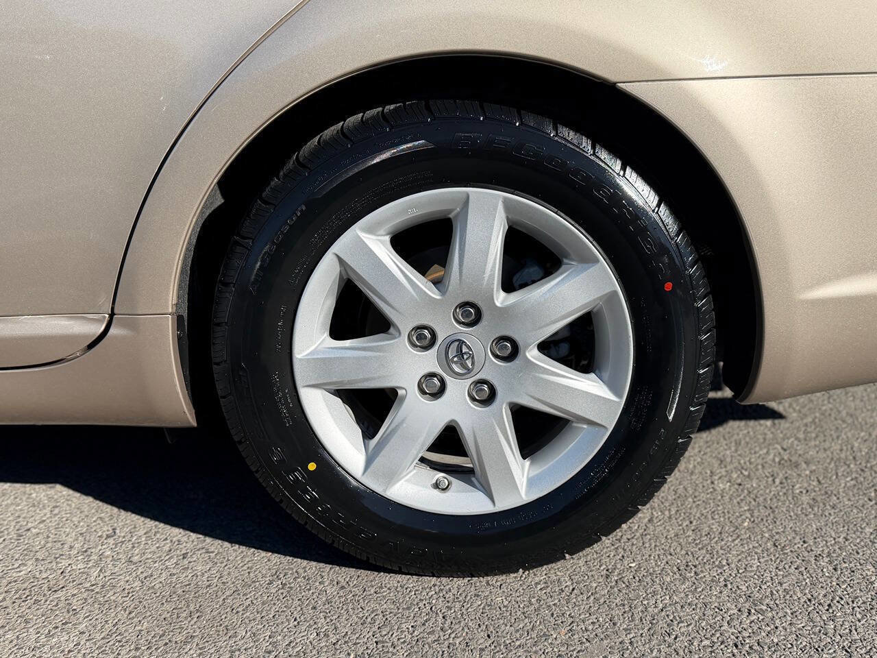 Used 2007 Toyota Avalon Limited image 28