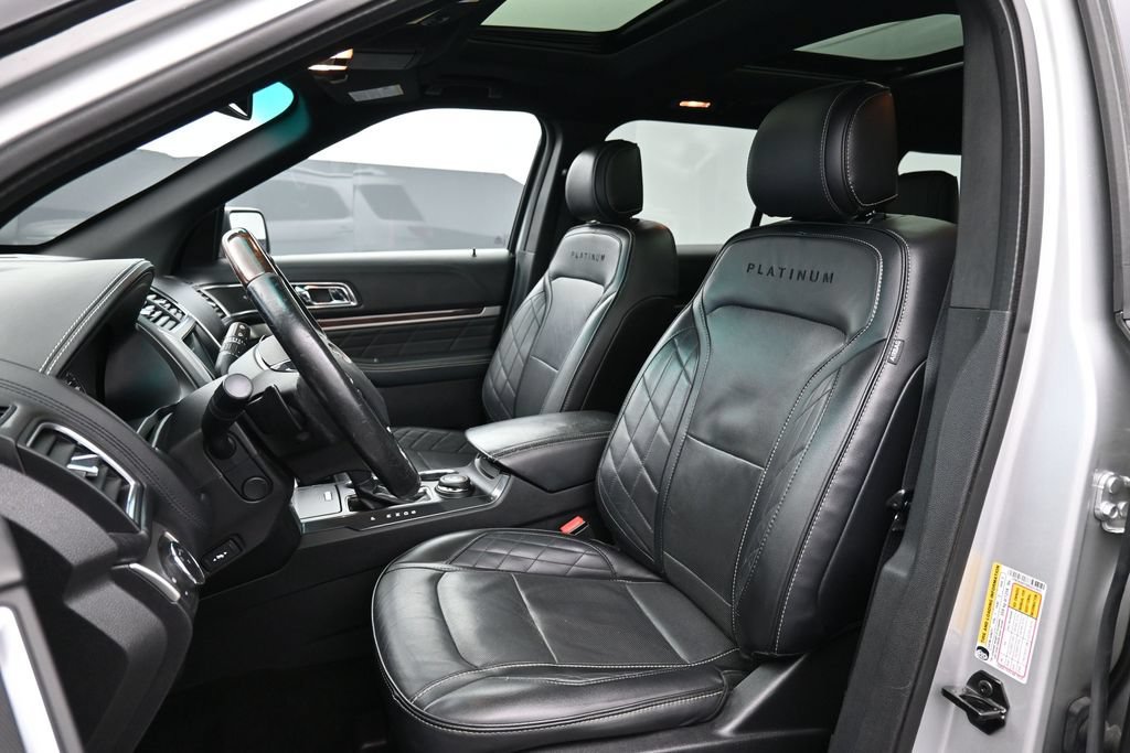 Used 2017 Ford Explorer Platinum AWD/4WD image 10