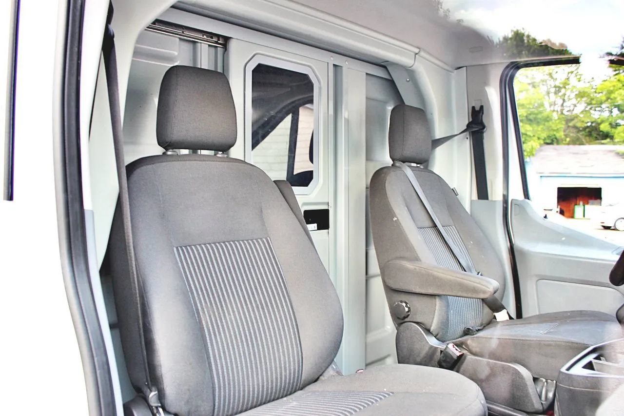 Used 2019 Ford Transit 350 138 w/ Exterior Upgrade Package RWD image 10