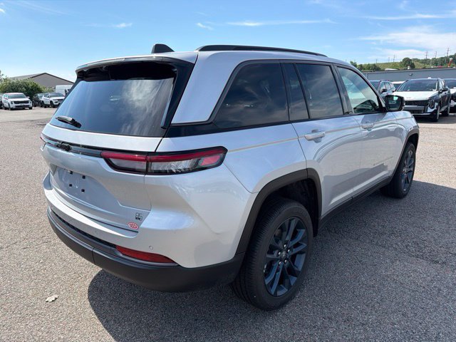 New 2026 Jeep Grand Cherokee Limited AWD/4WD image 7