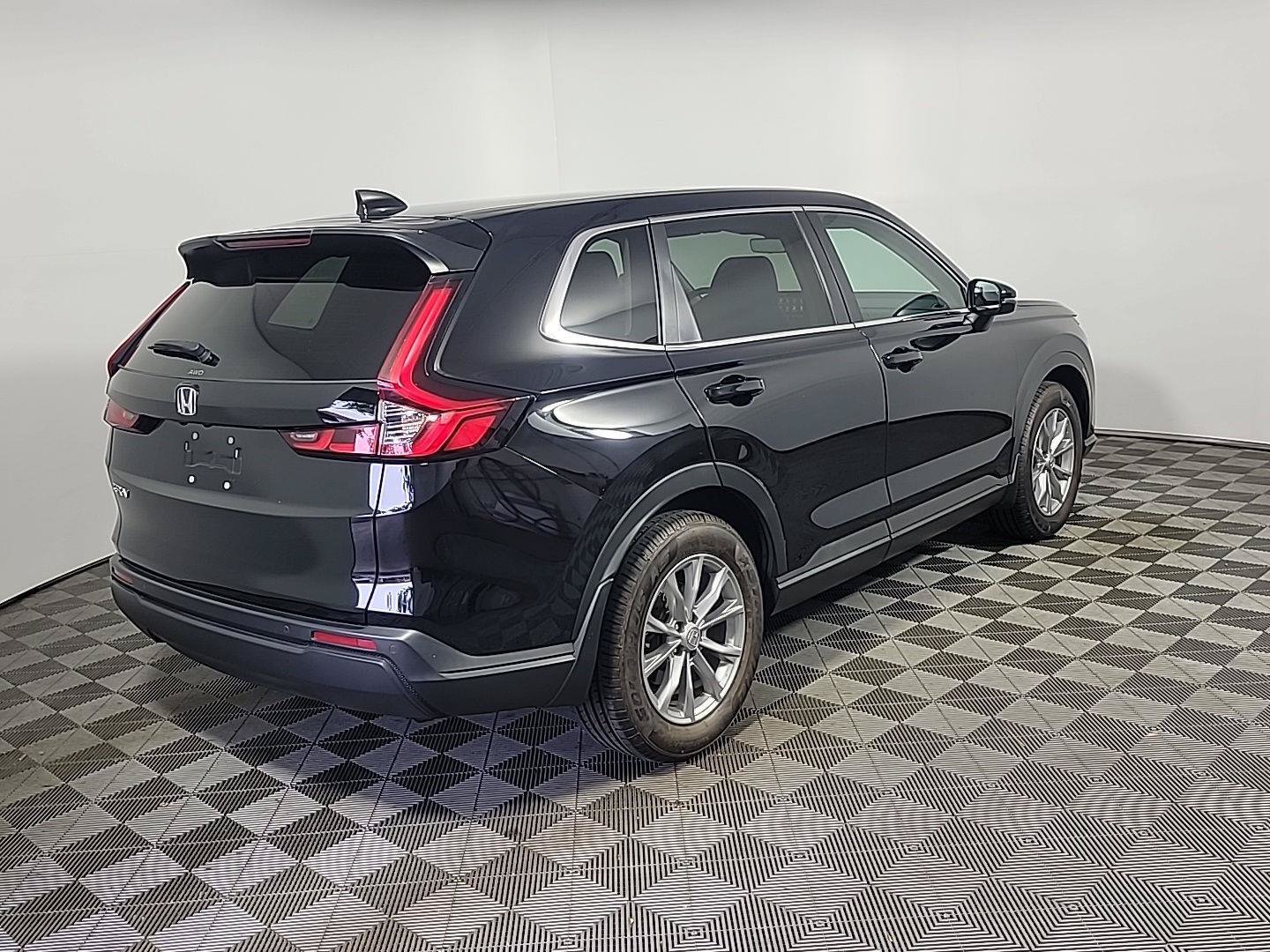 Certified 2023 Honda CR-V EX-L image 4
