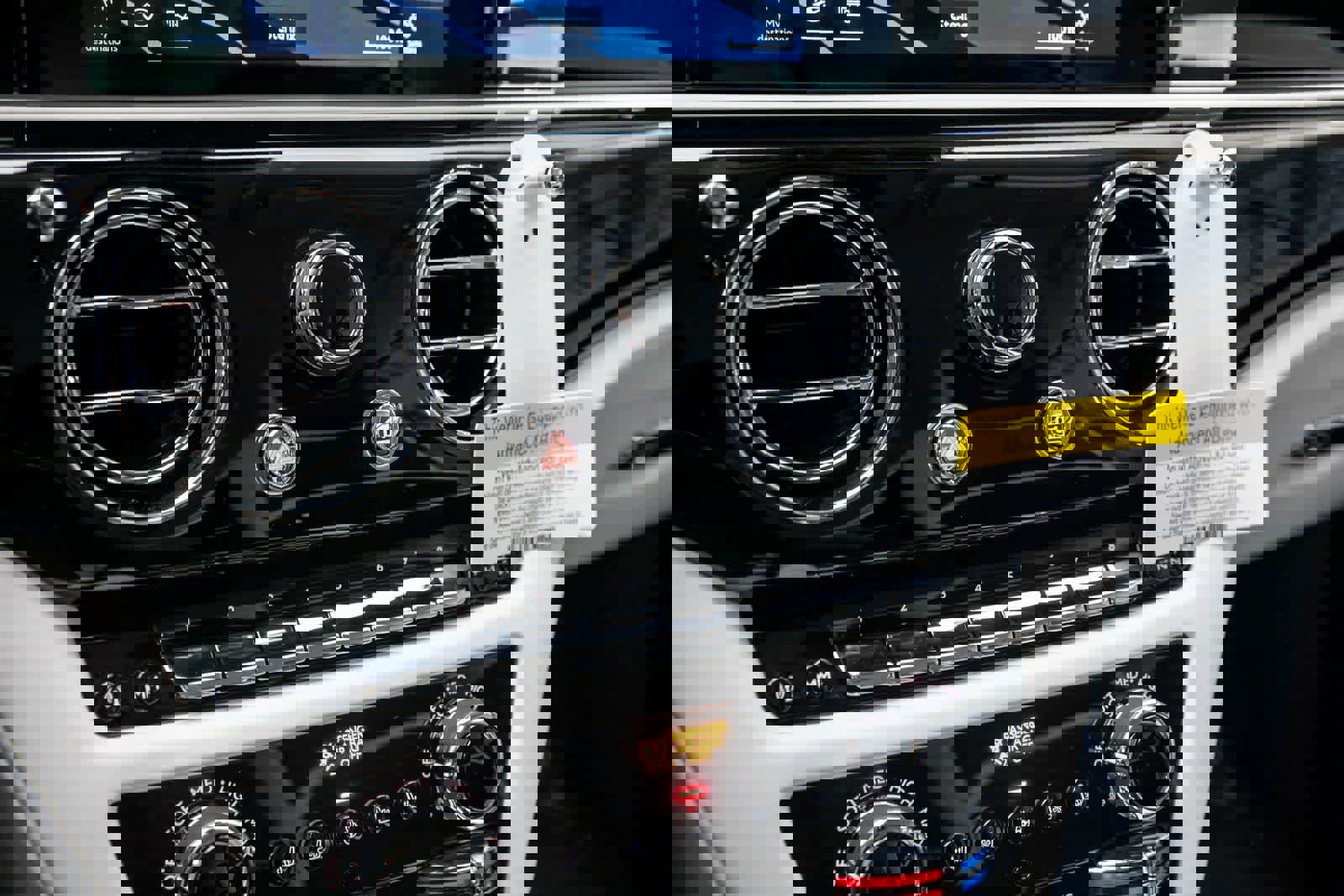 New 2026 Rolls-Royce Spectre image 18