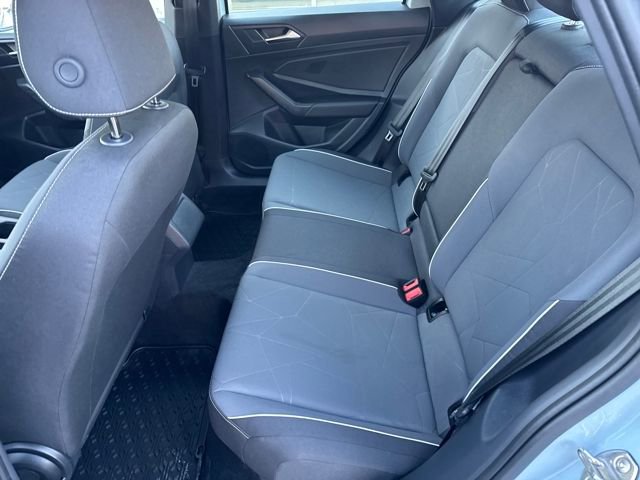 Certified 2025 Volkswagen Jetta Sport image 29