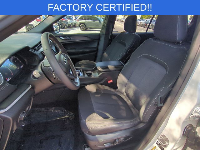 Certified 2024 Jeep Grand Cherokee L Laredo RWD image 16