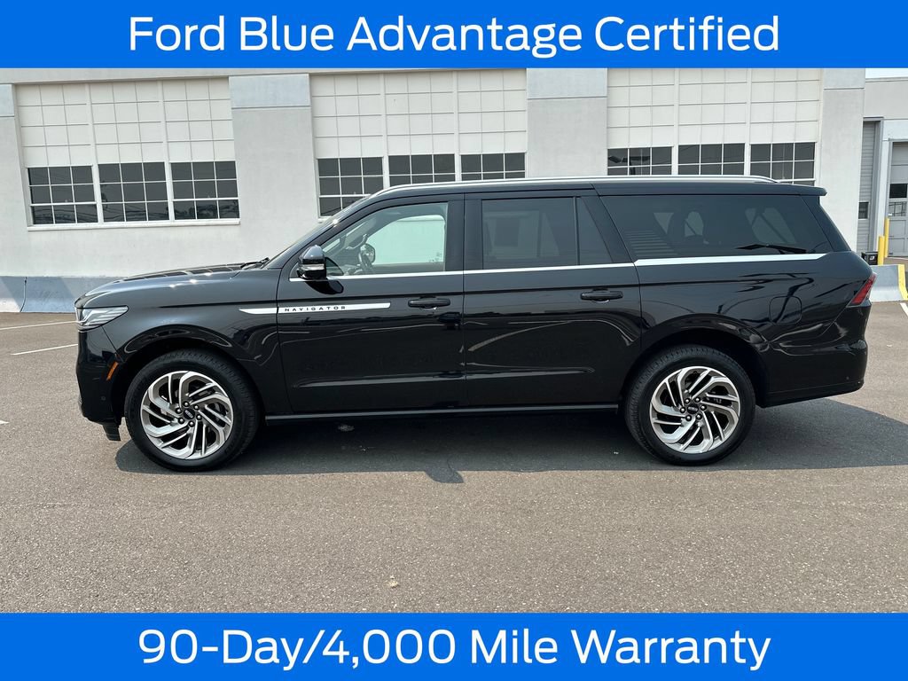Used 2025 Lincoln Navigator L Reserve AWD/4WD image 4