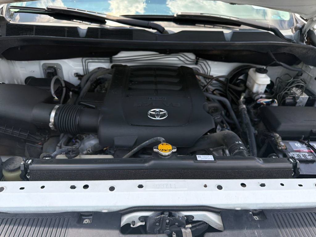 Used 2017 Toyota Tundra Limited w/ Limited Premium Package AWD/4WD image 22
