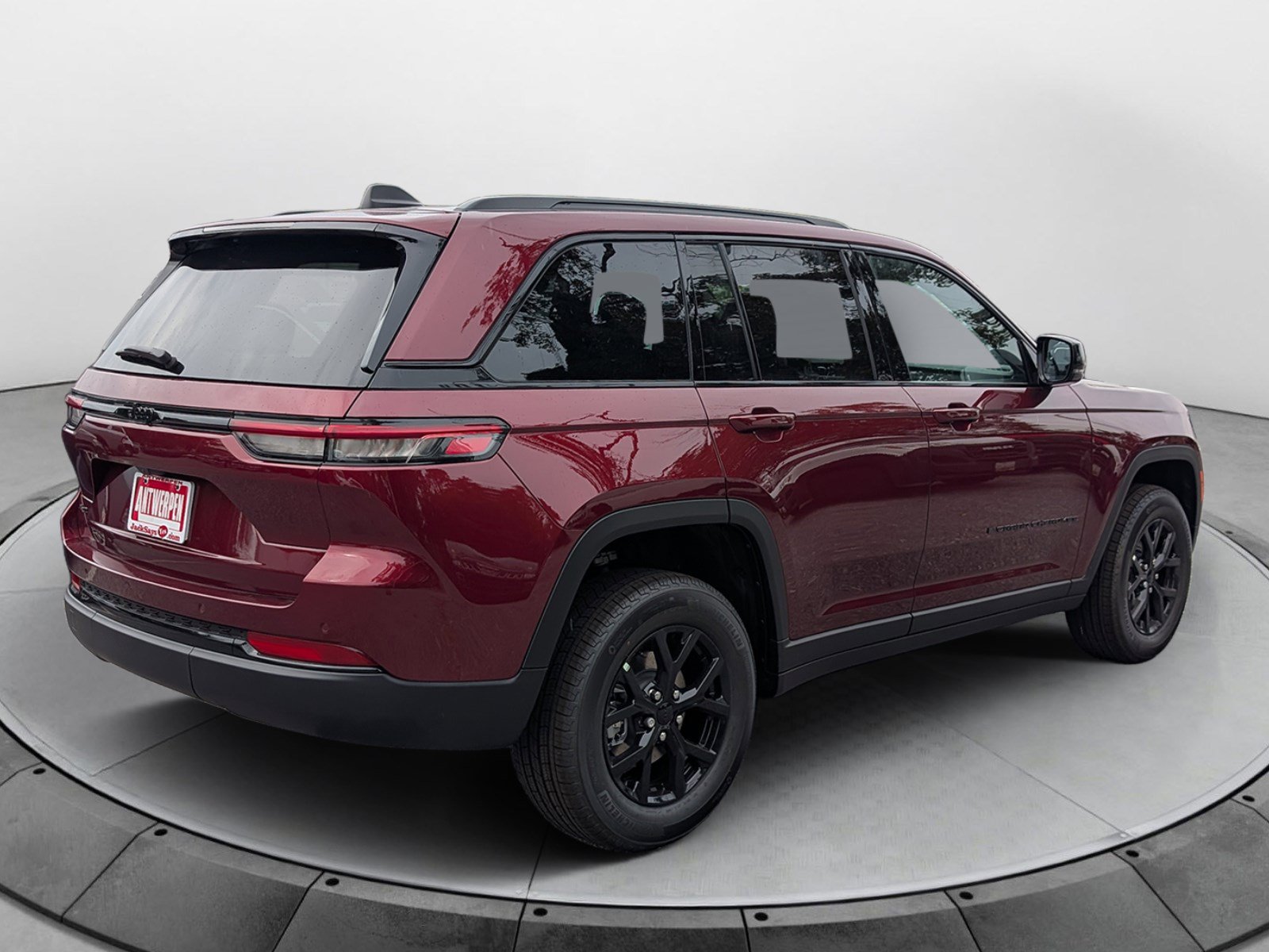 New 2025 Jeep Grand Cherokee Altitude AWD/4WD image 3