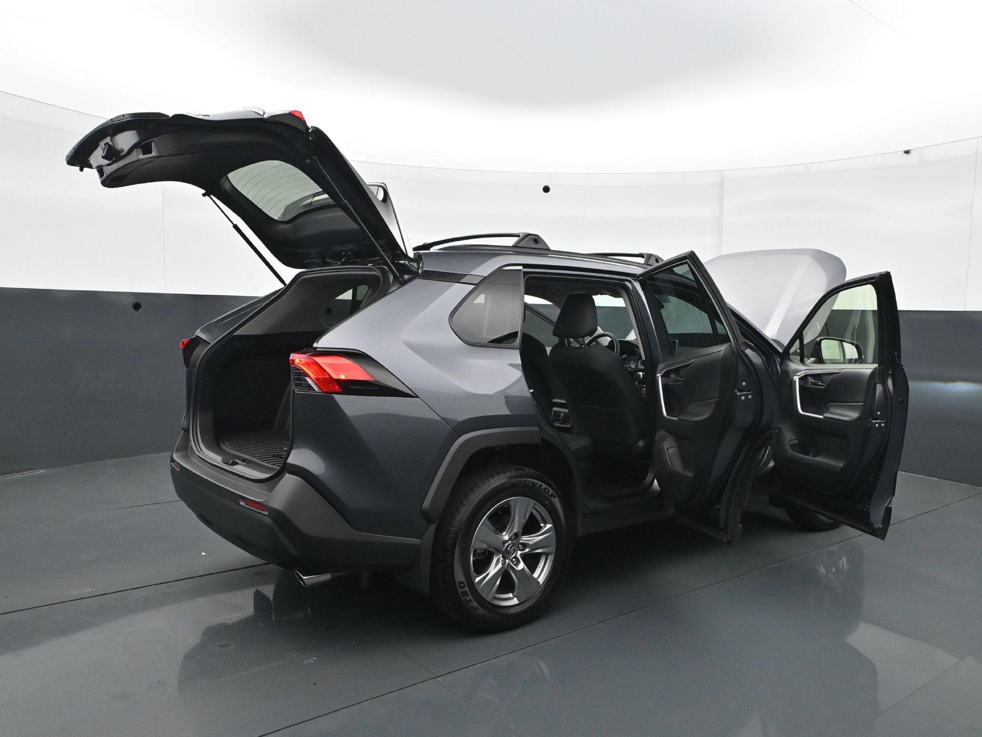 Used 2025 Toyota RAV4 LE AWD/4WD image 34