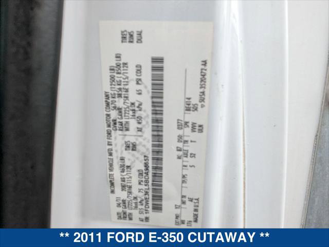 Used 2011 Ford E-350 and Econoline 350 Super Duty RWD image 17