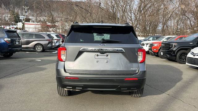 Used 2022 Ford Explorer XLT image 5