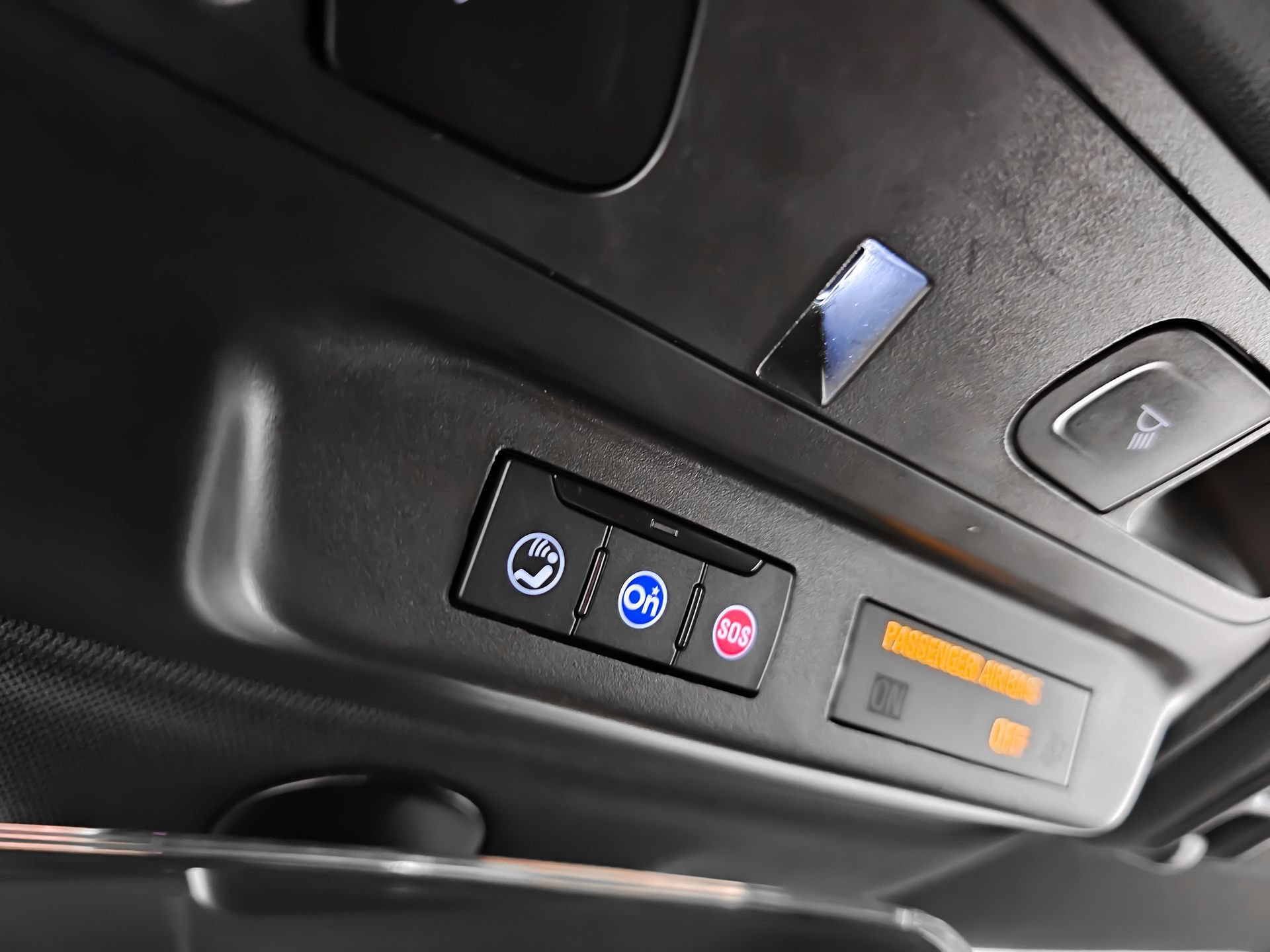 Used 2022 Chevrolet Camaro LT RWD image 26
