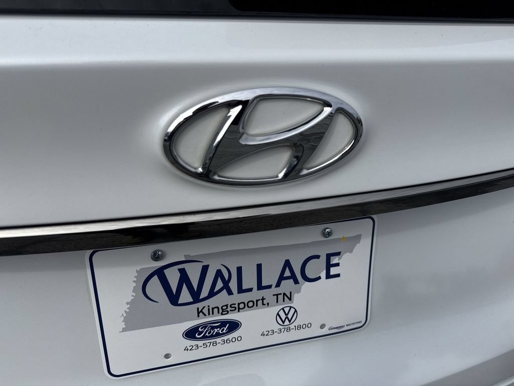 Used 2020 Hyundai Santa Fe Limited AWD/4WD image 7