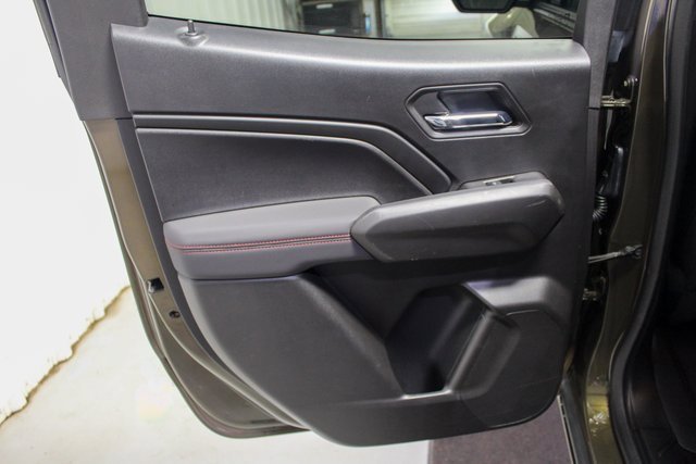 Used 2024 Chevrolet Colorado Z71 w/ LPO, Dark Essentials Package image 13