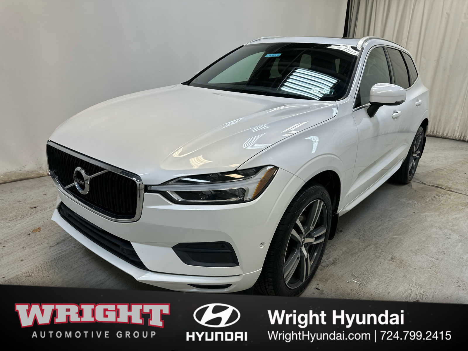 Used 2018 Volvo XC60 T5 Momentum w/ Convenience Package image 3