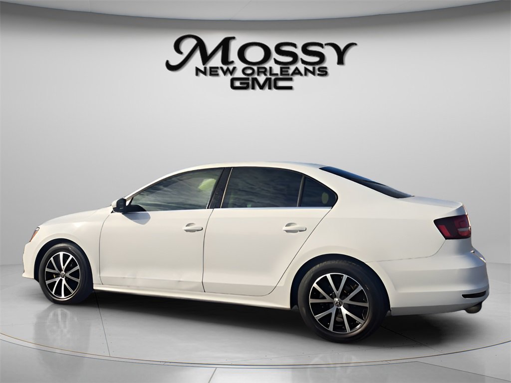 Used 2017 Volkswagen Jetta SE image 7