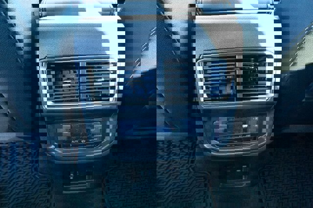 New 2026 Volkswagen Atlas SE image 33