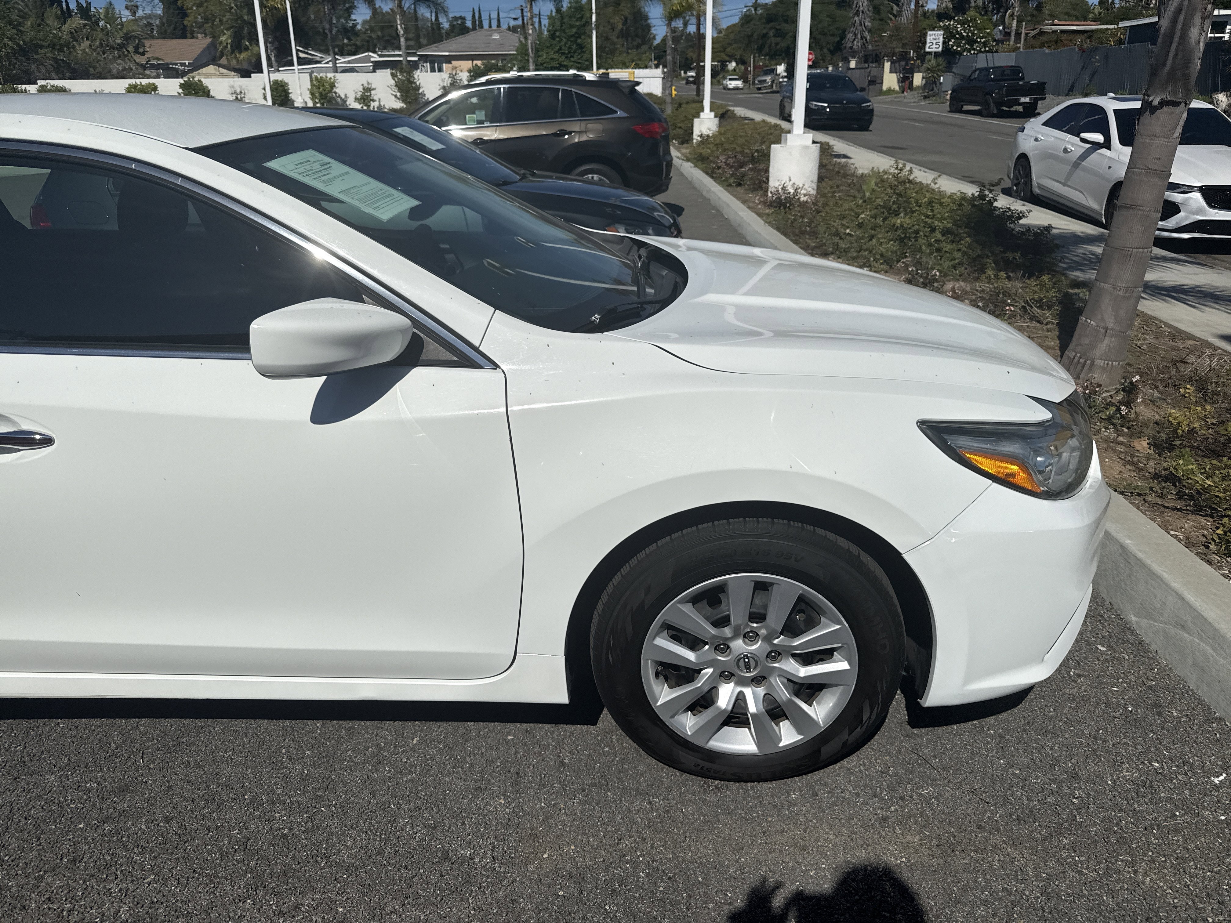 Used 2016 Nissan Altima 2.5 S w/ Power Driver Seat Package image 8
