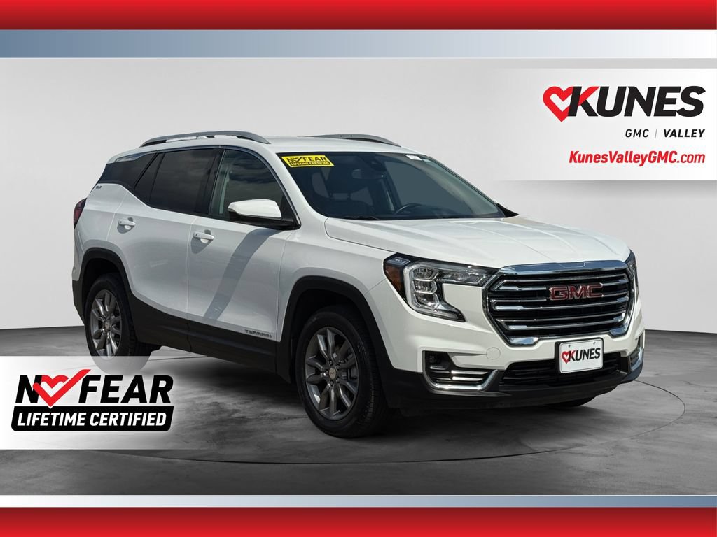 Used 2024 GMC Terrain SLT AWD/4WD image 1