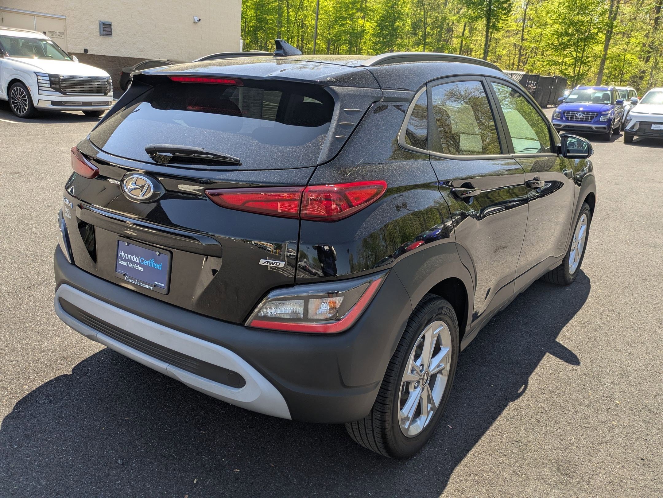 Certified 2023 Hyundai Kona SEL w/ Cargo Package AWD/4WD image 5