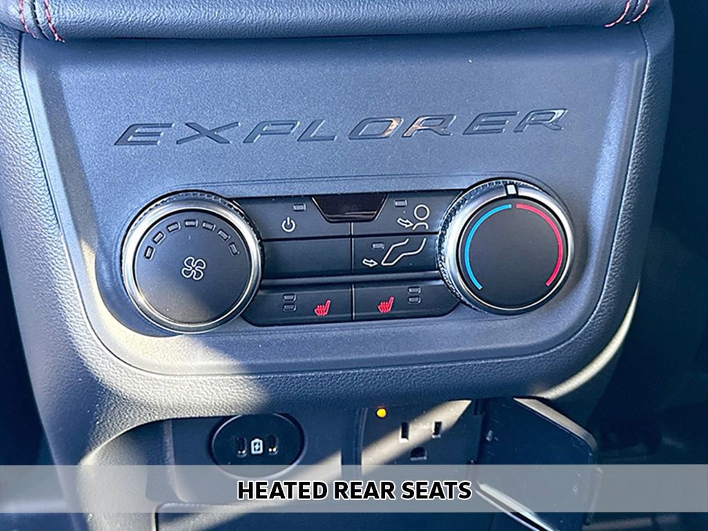 New 2026 Ford Explorer ST-Line w/ ST-Line Street Pack image 8