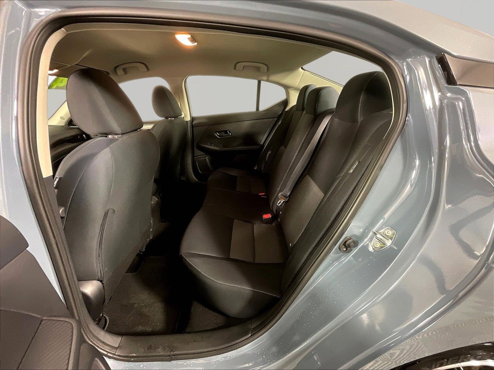 Used 2024 Nissan Sentra SV FWD image 22