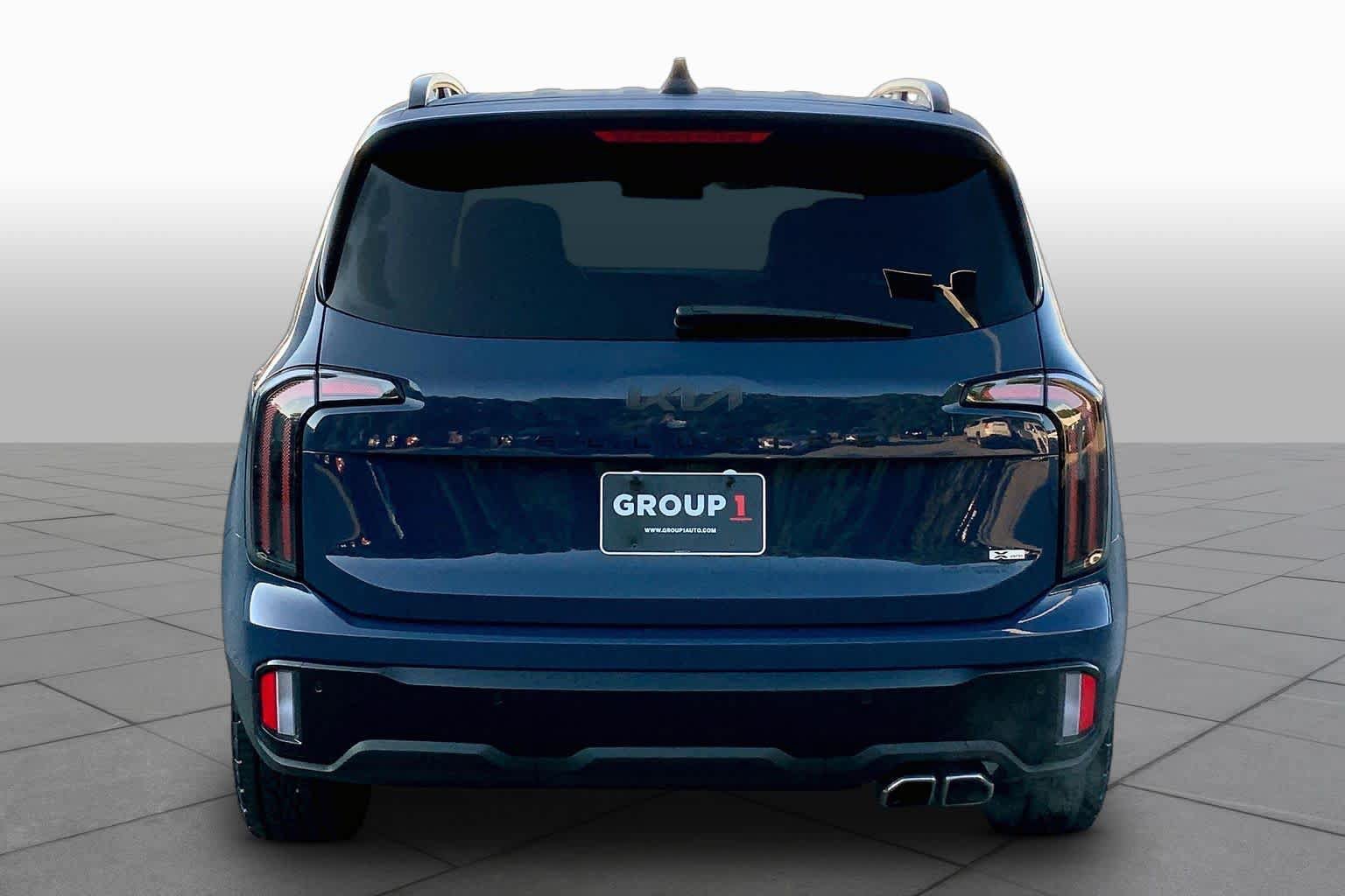 Used 2025 Kia Telluride AWD image 5