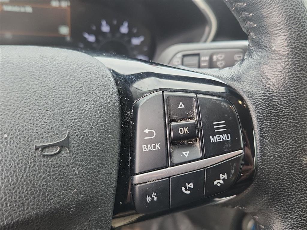 Used 2021 Ford Escape SEL AWD/4WD image 16