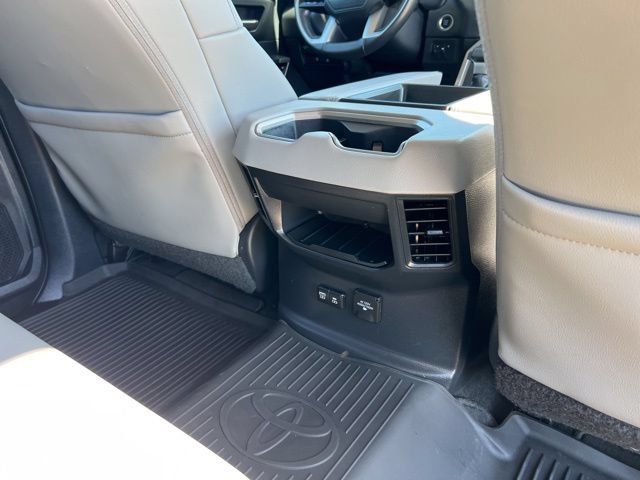 Used 2022 Toyota Tundra Limited w/ Power Package RWD image 17