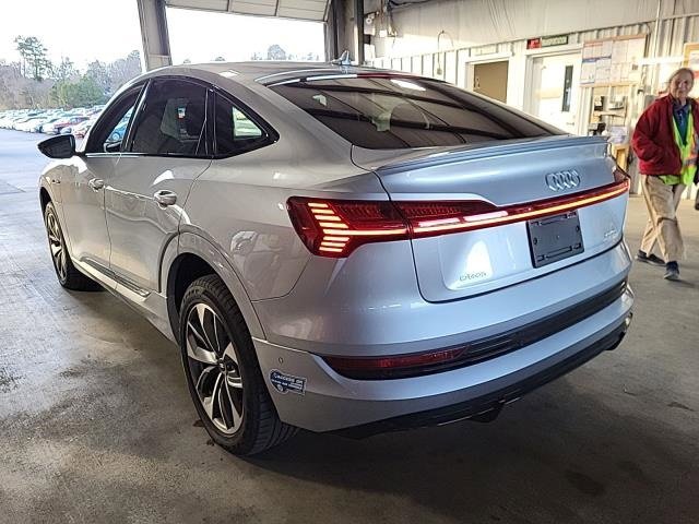 Used 2021 Audi e-tron Premium Plus w/ Premium Plus Package image 3