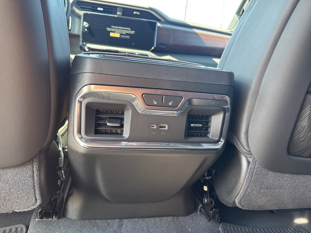 New 2026 GMC Sierra 2500 Denali Ultimate w/ Max Trailering Package image 9