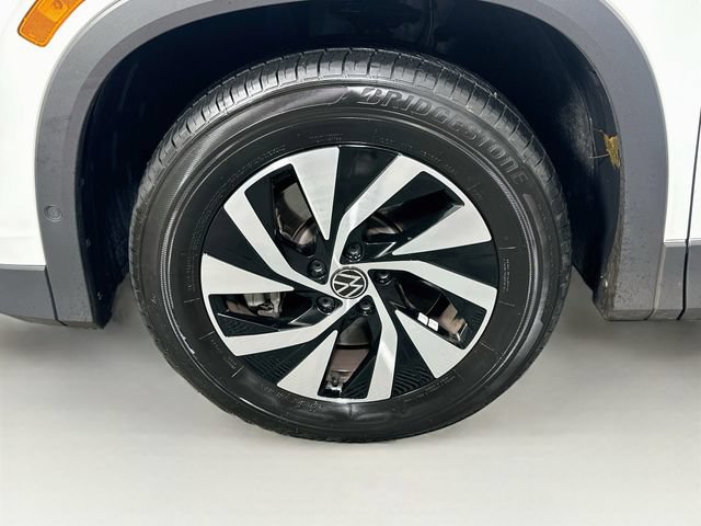 Certified 2025 Volkswagen Tiguan S AWD/4WD image 30