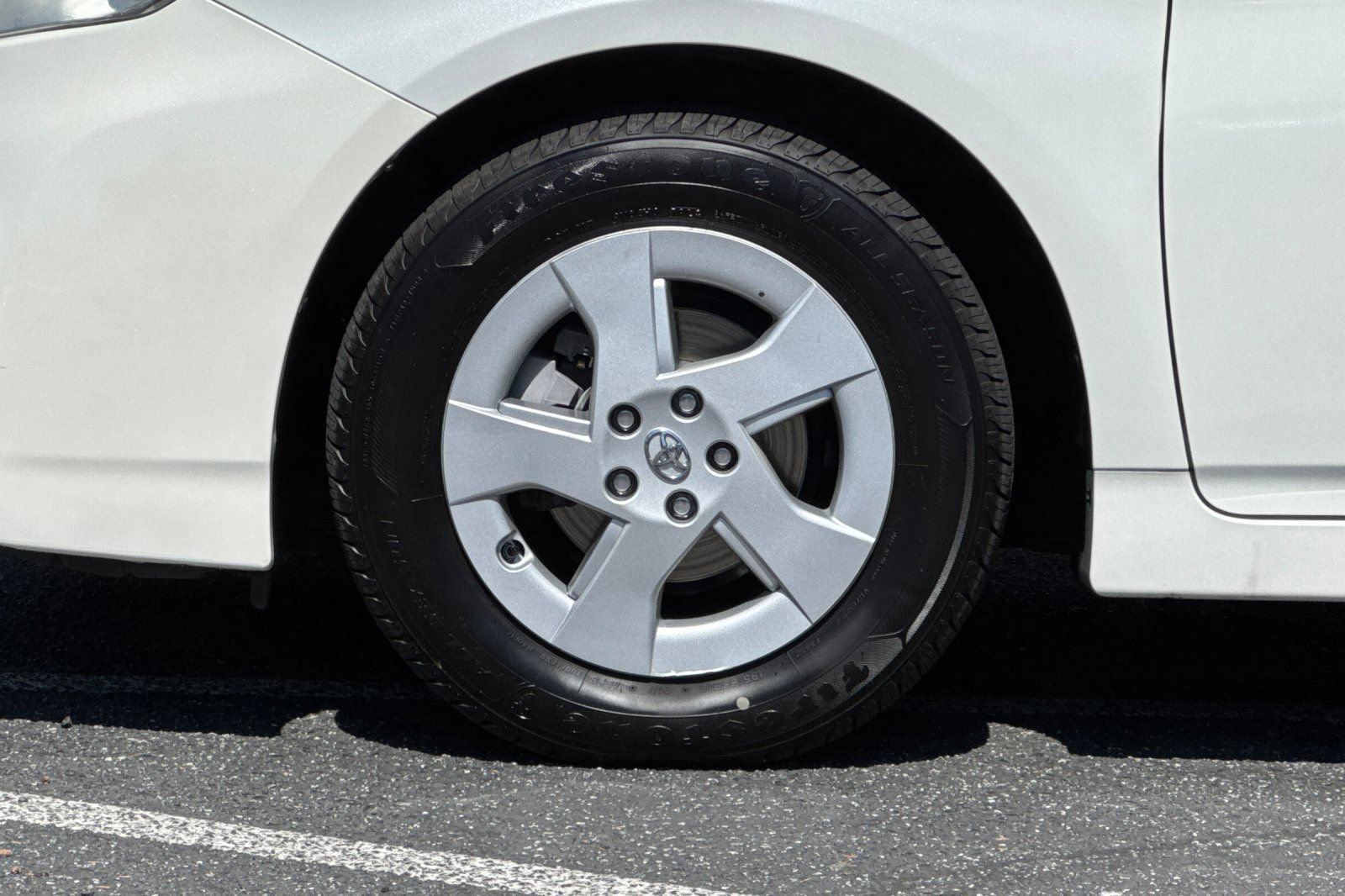 Used 2011 Toyota Prius Three FWD image 25