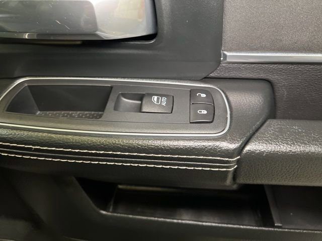 Used 2020 RAM 2500 Laramie w/ Night Edition image 69