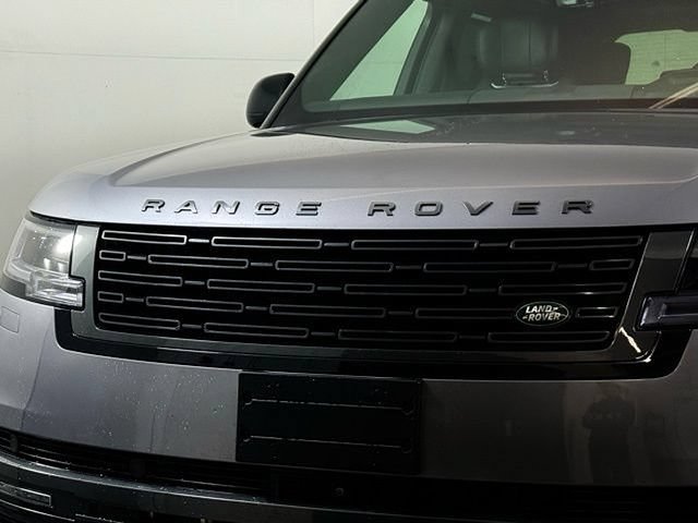 Used 2024 Land Rover Range Rover Autobiography AWD/4WD image 12