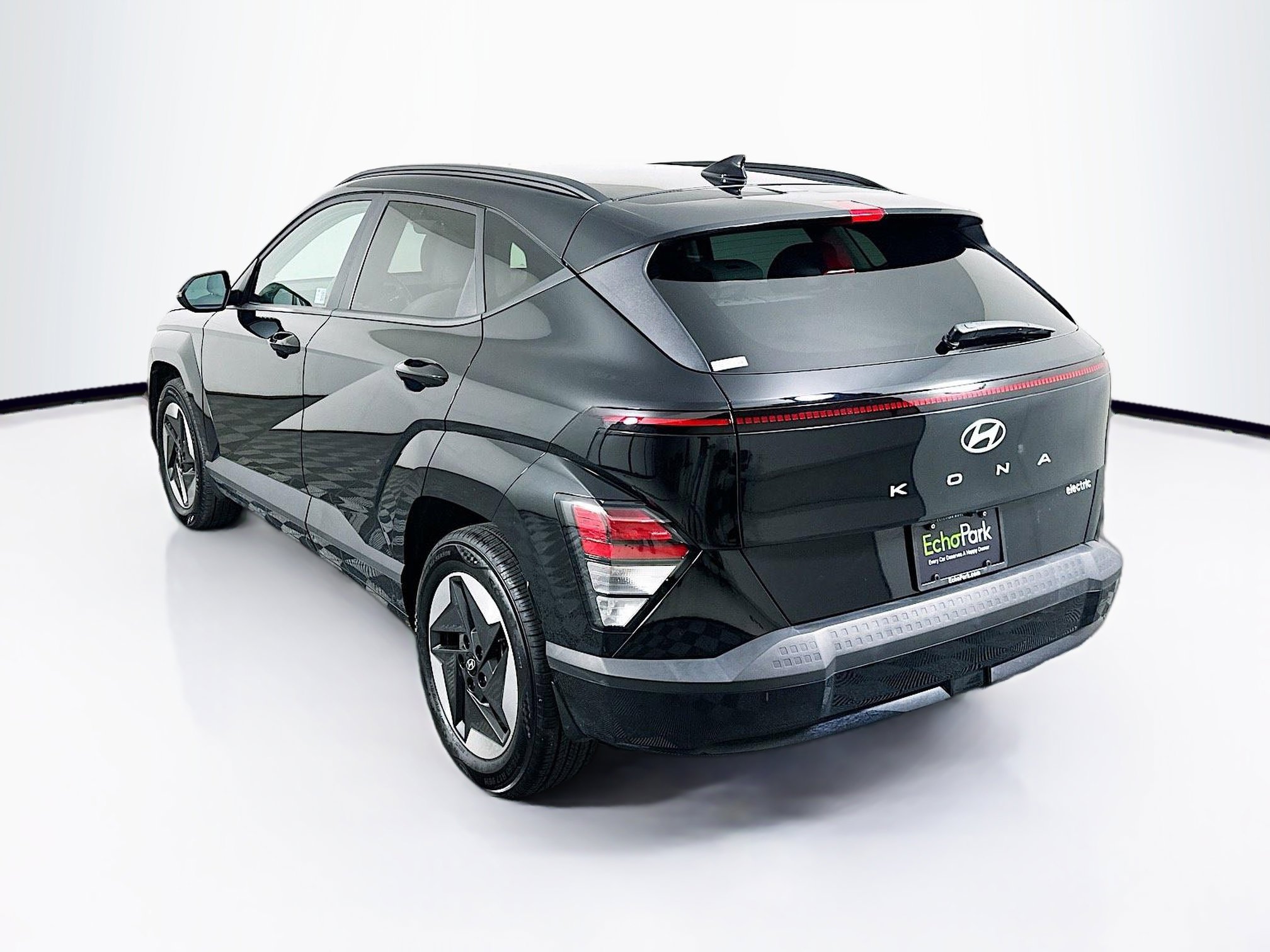 Used 2024 Hyundai Kona SEL image 5