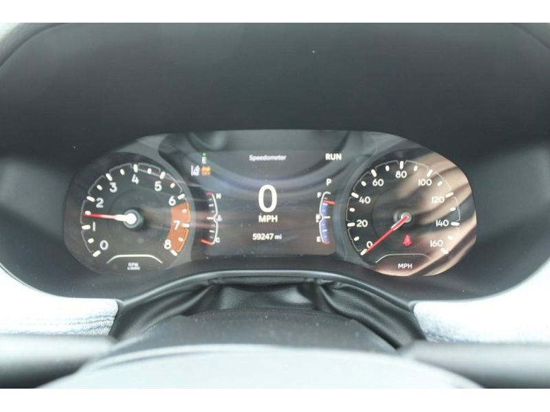 Used 2024 Jeep Compass Latitude image 23