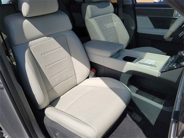 New 2026 Hyundai Santa Fe Limited image 16
