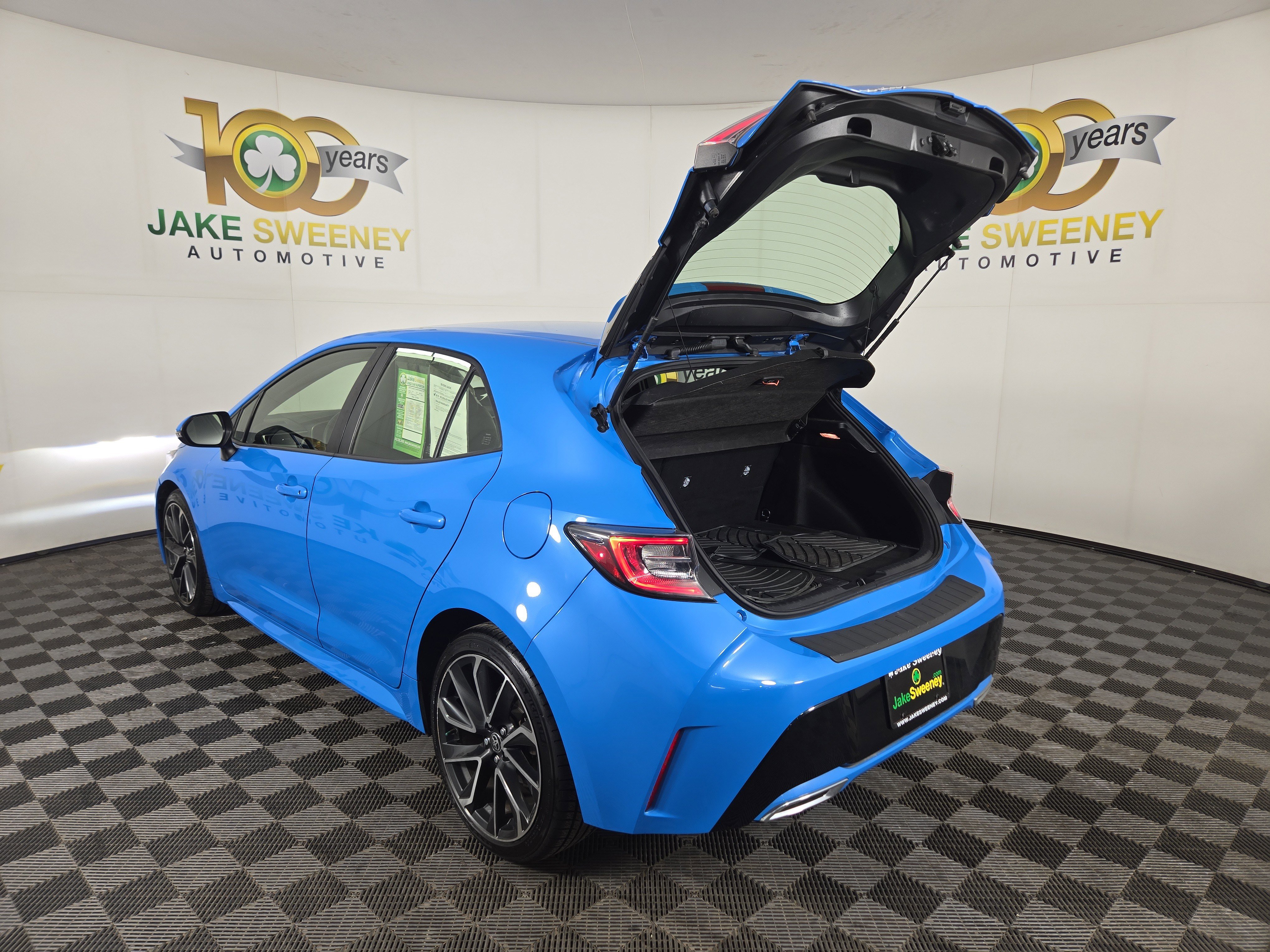 Used 2019 Toyota Corolla XSE image 29