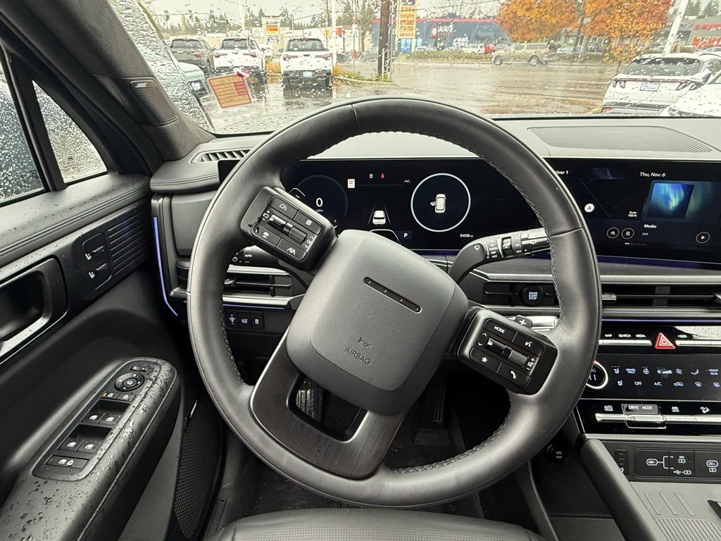 Used 2025 Hyundai Santa Fe Calligraphy image 21