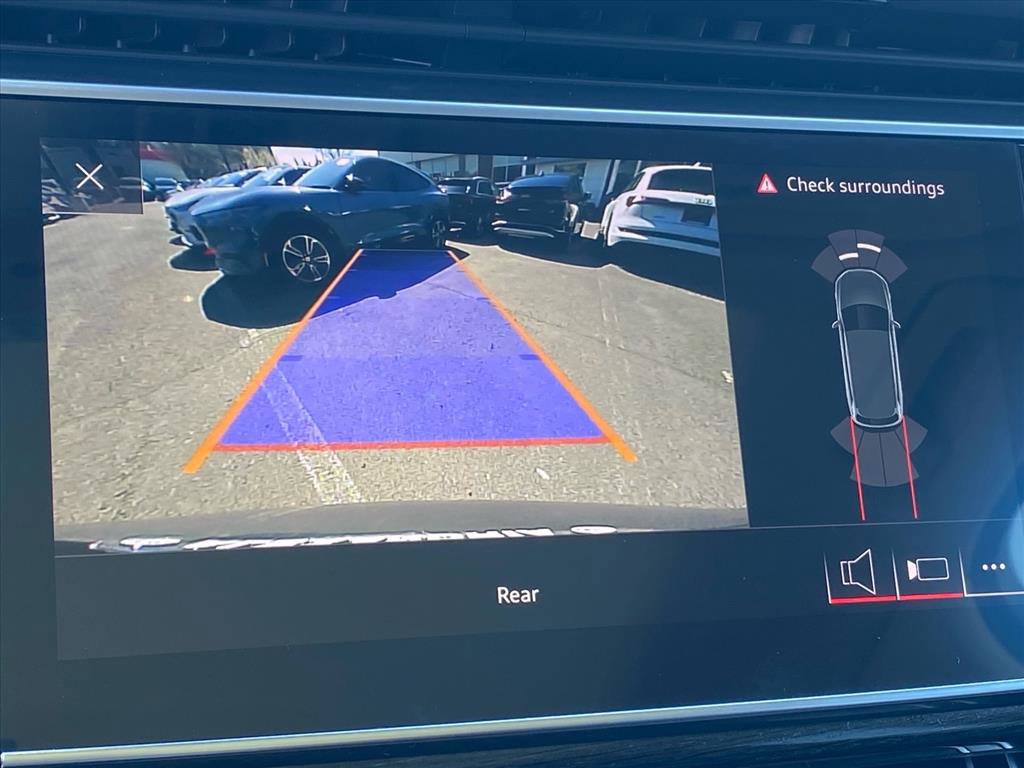 Used 2020 Audi Q7 2.0T Premium w/ Convenience Package image 18