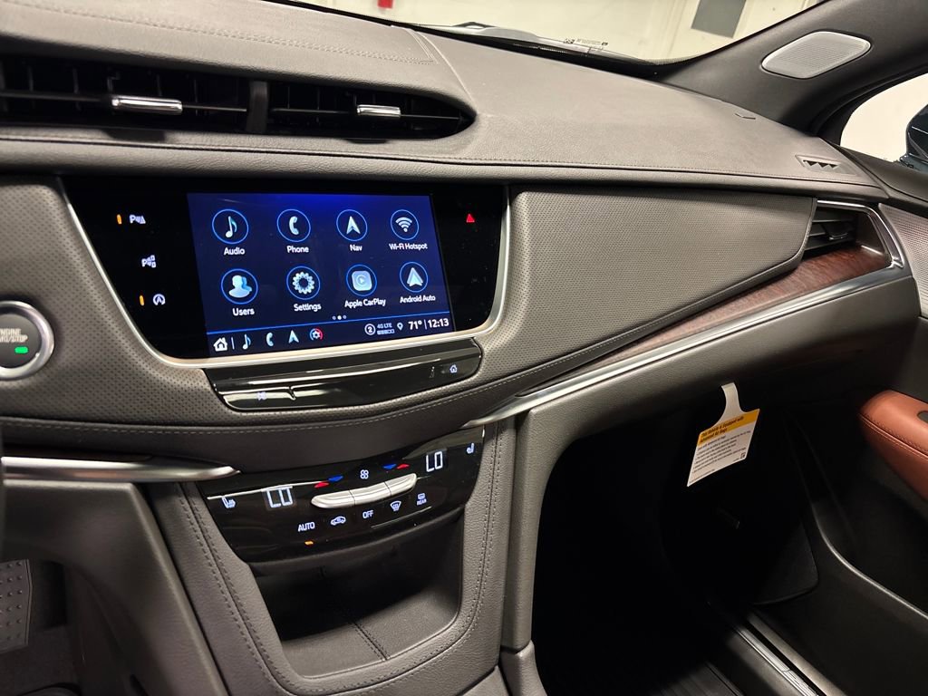 New 2026 Cadillac XT5 Premium Luxury w/ LPO, ONYX Package image 37